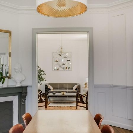 Maison Qui S'Y Frotte S'Y Pique Robert-Espagne Esterno foto